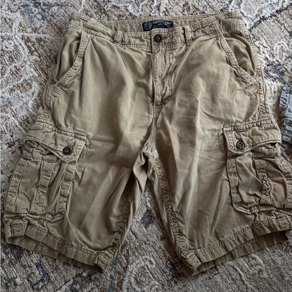 American Eagle Outfitters Tan Cargo Shorts Classic Style